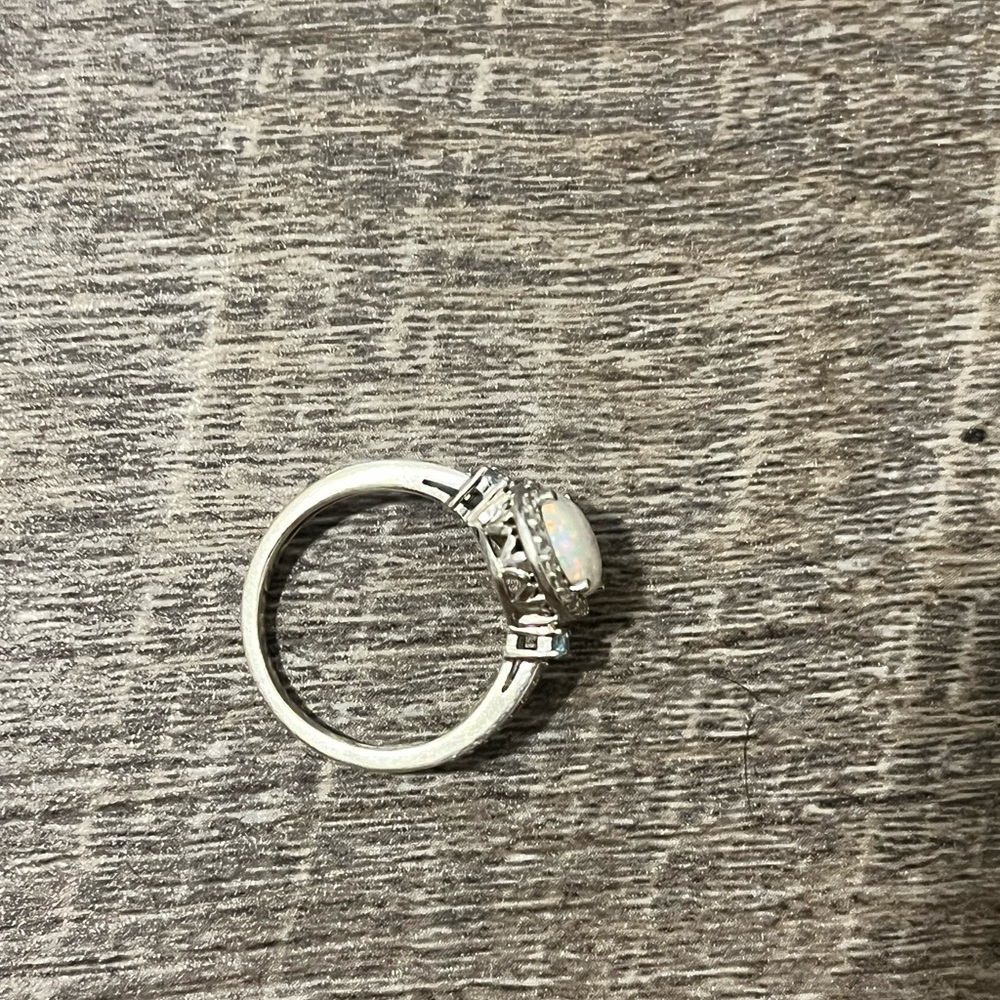 Opal Ring - Picture 5 of 5